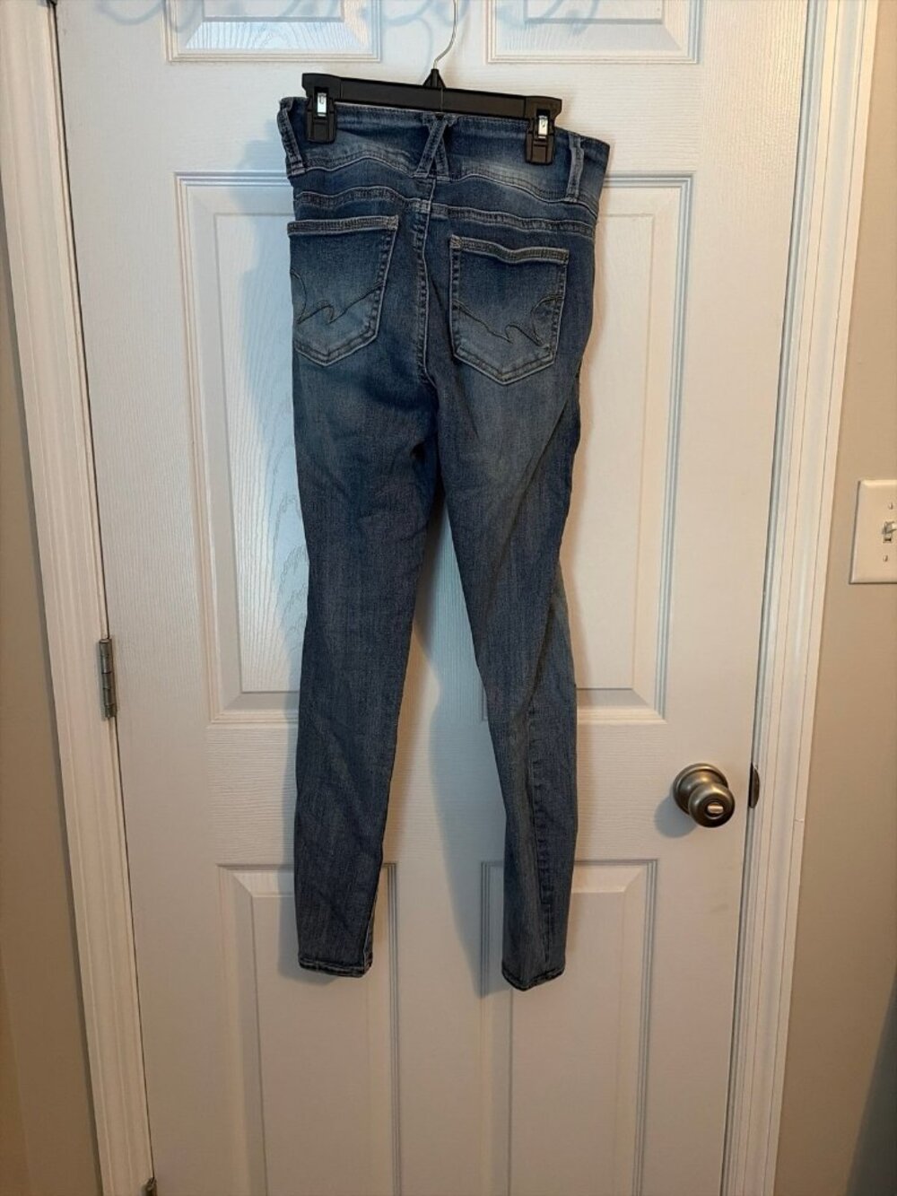 Jeans - Picture 4 of 4